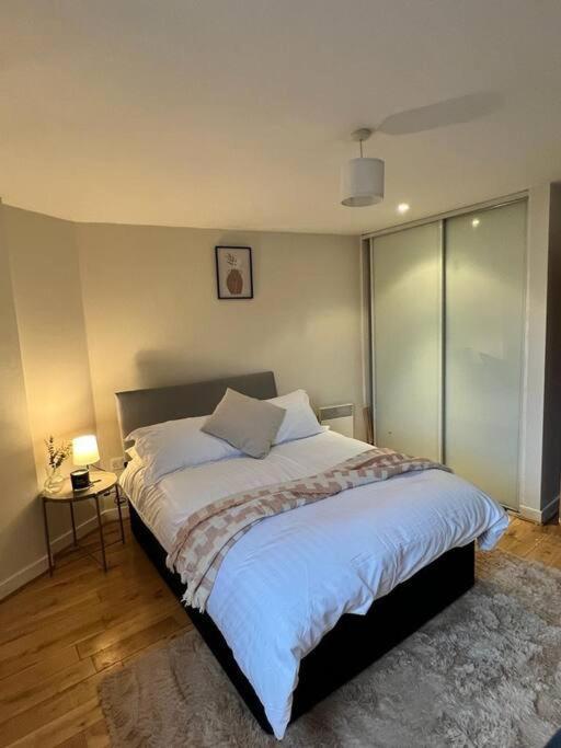 Chic 1 Bed Centrally Located Apartment - Birmingham Jq ภายนอก รูปภาพ